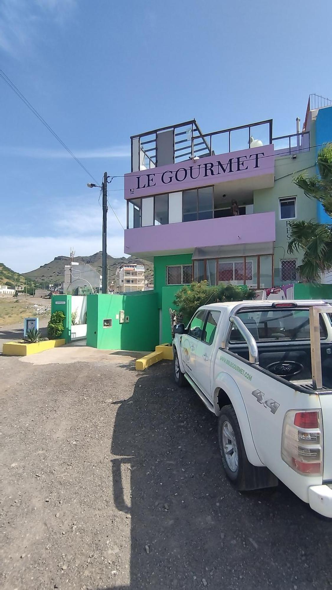 Pousada B&B Le Gourmet Sao Pedro ภายนอก รูปภาพ